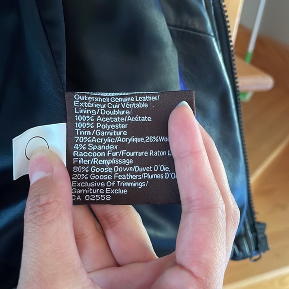 Leather puffer Jacket with real fur hood - Picture 8 of 11